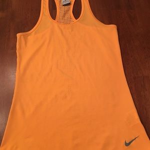 Nike DriFit tank